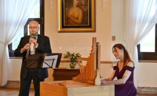 Jan Adamus a Jiřina Marešová /hoboj a anglický roh, varhanní pozitiv/